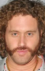 ТиДжей Миллер